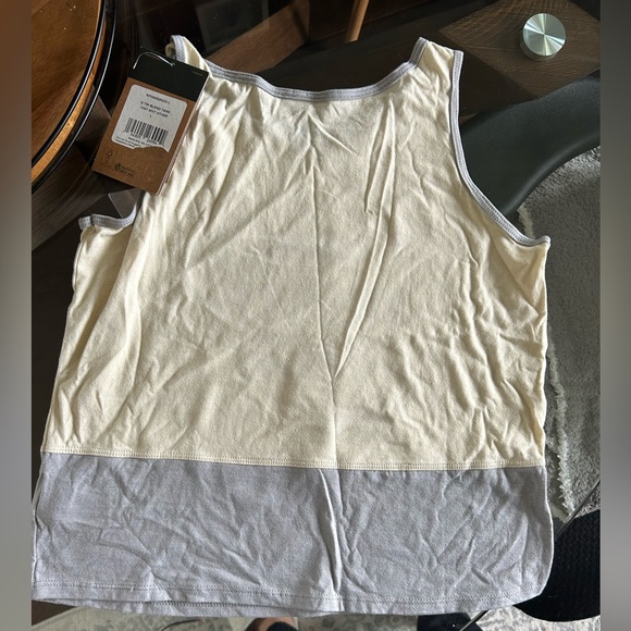 Girls North Face Tank Top NWT - Picture 4 of 4